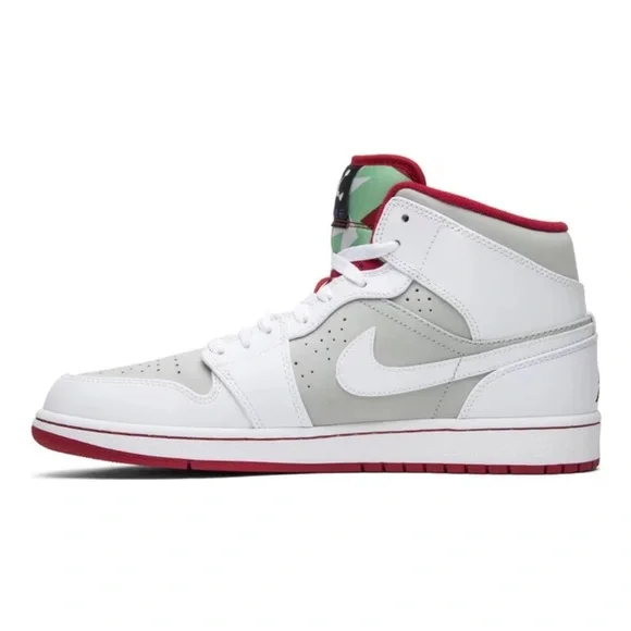 Nike Air Jordon 1 Mid ‘Hare’ 2015 Sneaker